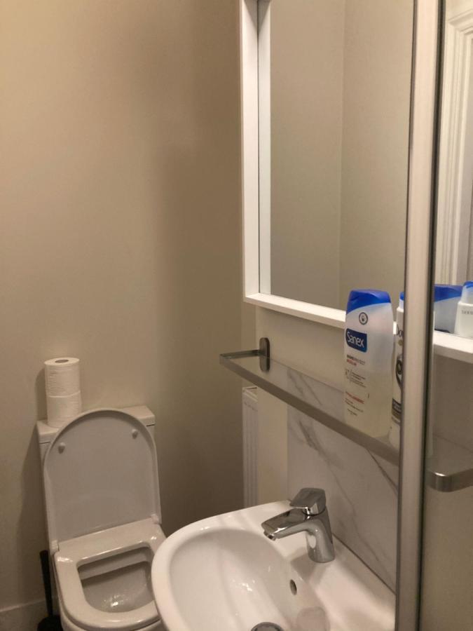 لندن The Dimmer 2 Bedroom Apartment المظهر الخارجي الصورة